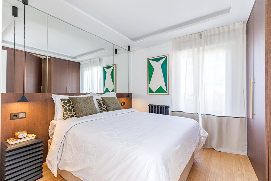 Ático de Lujo en Madrid | Dormitorio en Suite con Terraza | Reforma Barrio Salamanca | Drékaro