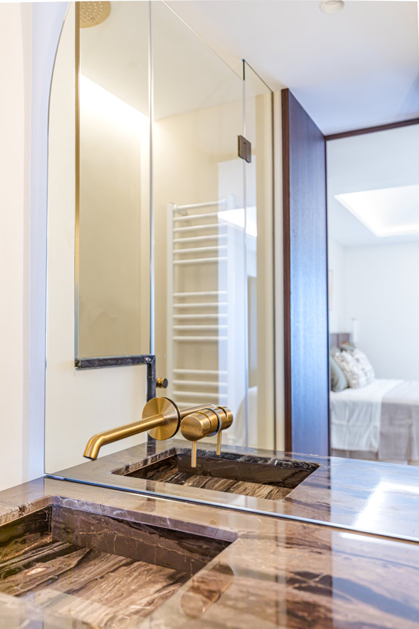 Ático de Lujo en Madrid | Baños con estilo | Reforma Barrio Salamanca | Drékaro